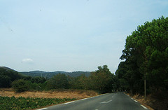 Типичная такая маленькая дорога в южной Франции