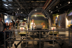 На авианосце Intrepid - все можно потрогать и везде залезть.